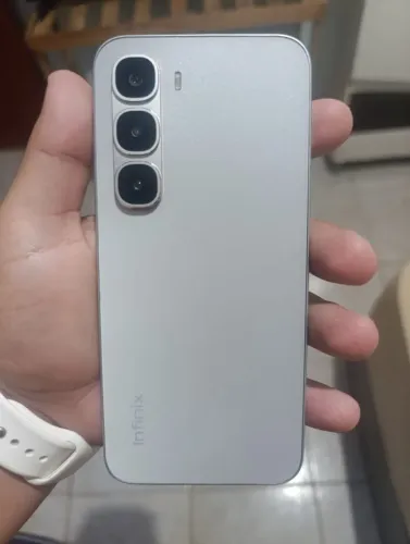 Celular gamer infinix hot 60 pro