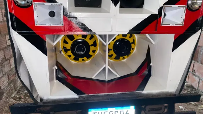 Peças de som automotivo