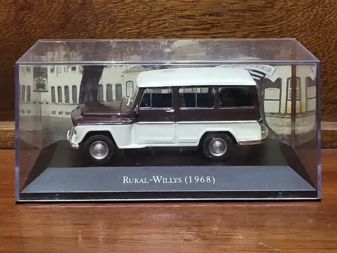 Rural - Willys 1968 - Coleção Carros Inesquecíveis do Brasil - Carrinho Miniatura 1/43