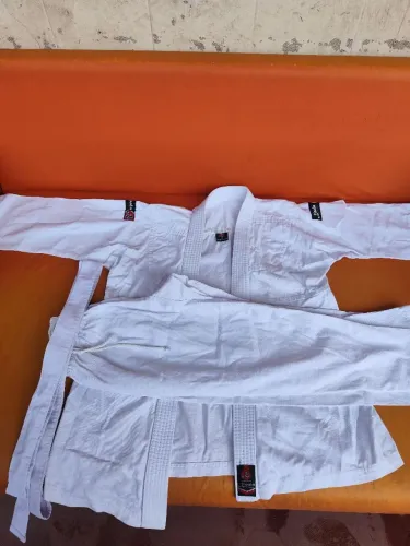 Kimono infantil