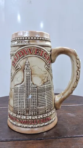 Caneca / Caneco Chopp Budweiser 1981 - Chicagoland Starts Here (Ceramarte)