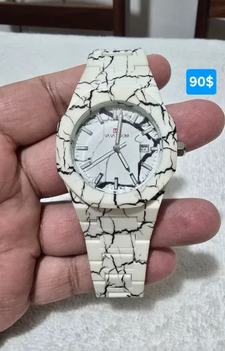Relógio da VA VA VOOM branco rajado original
