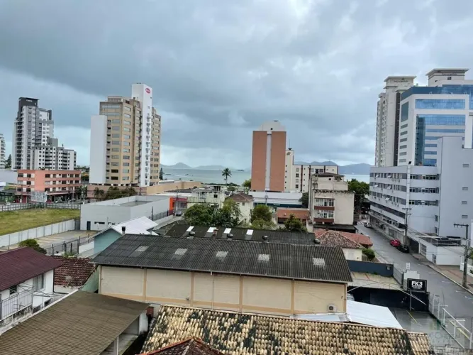 Prédio comercial a venda no bairro estreito Florianópolis SC.