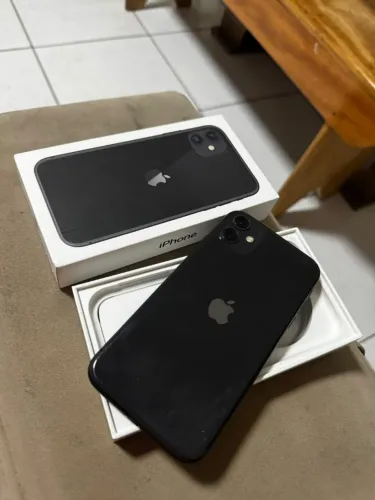 iPhone 11 64GB 79% de saude
