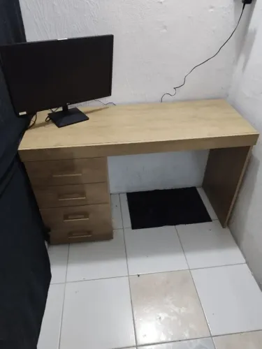Mesa Escrivaninha 4 Gavetas 120x75 cm