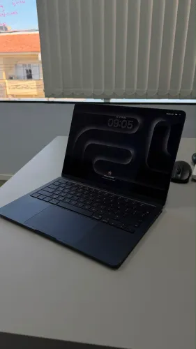MacBook Air M5 13? | 16 GB RAM | 512 GB SSD | Midnight