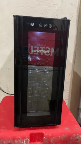 Adega climatizada Brastemp 12 Garrafas Pra Vender Logo