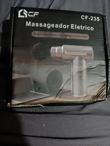 MASSAGEADOR ELÉTRICO MODELO CF_235... BATERIA INTERNA.. COM QUATRO ACESSÓRIOS... CARREGA
