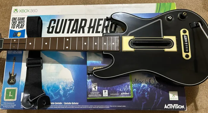 Guitar Hero Live Xbox 360 completo com caixa 