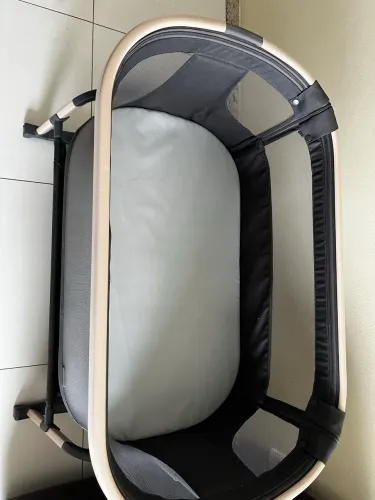 Berço Maxi-Cosi Iora Air
