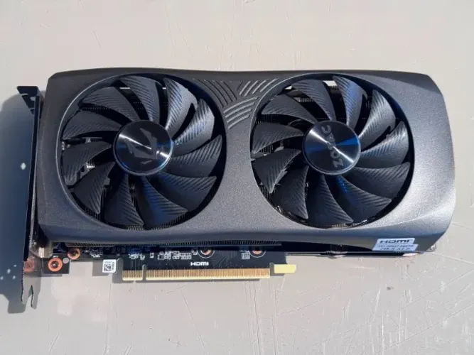Placa de video RTX 4070 Super 12gb