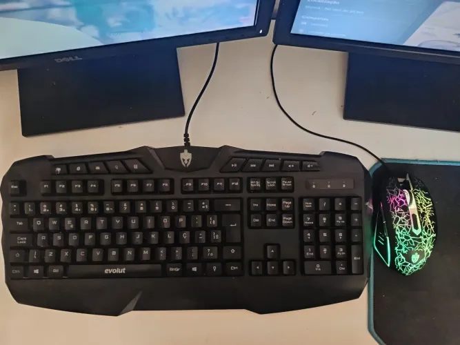 Kit com 2 mouses + 2 teclados gamer + mousepad