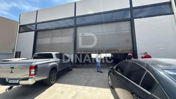 Galpão Comercial à Venda com 900 m² na GO-040 Aparecida de GoiâniaGO