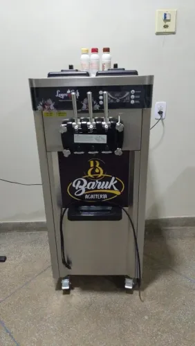 Vende-se máquina de sorvete expresso Logro Soft LSD425