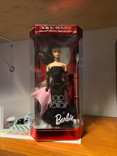boneca barbie solo in the spotlight