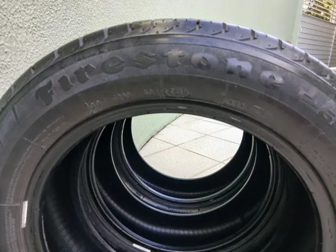 Pneus Firestone 185/60 R15