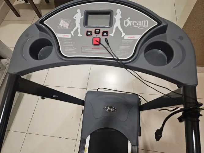 Esteira Ergométrica Dream Fitness DR 1600