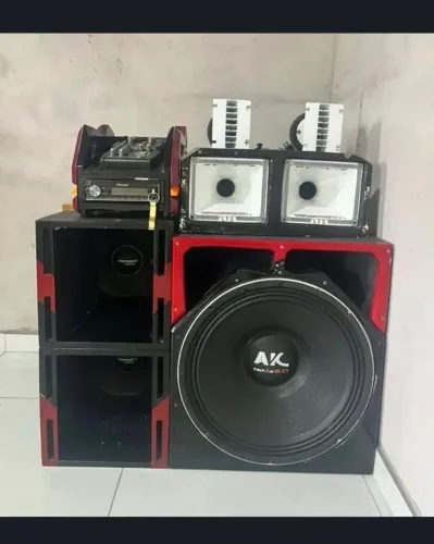 SOM AUTOMOTIVO A VENDA