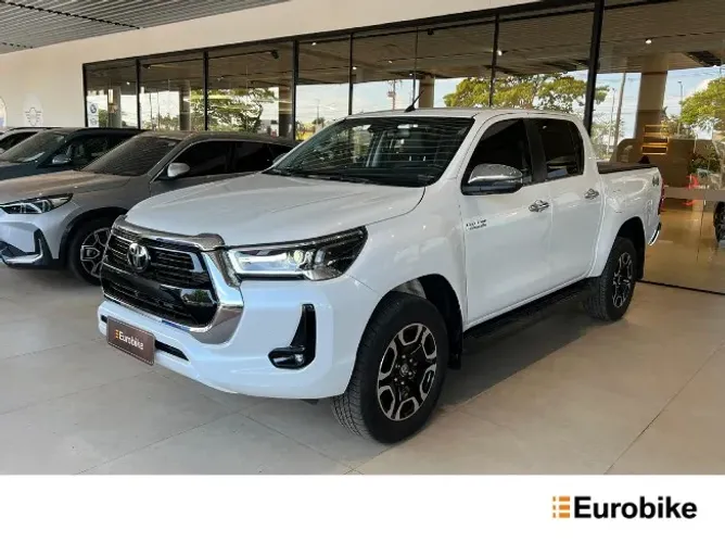 Toyota Hilux SW4 SRX 4X4 2.8 TDI 16V Dies. Aut. 2025