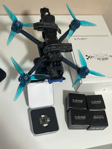 Frame + motores + Fc kit full Iflight tudo novo nunca voo!