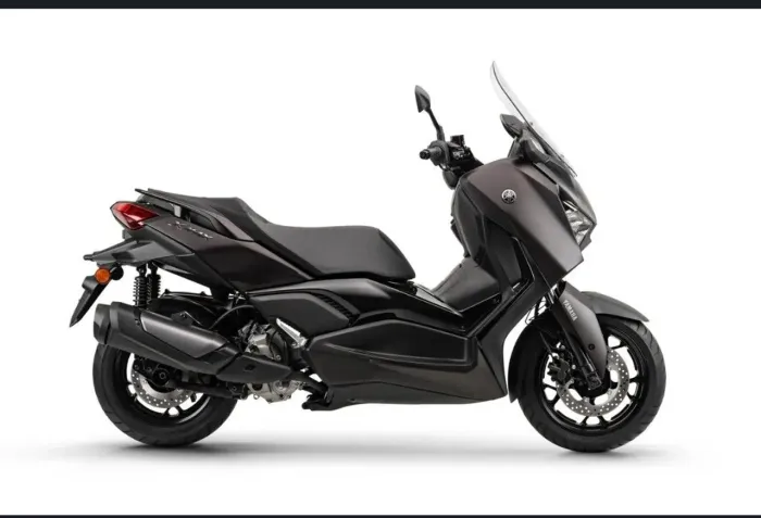 Xmax 300 Marrom impecável 