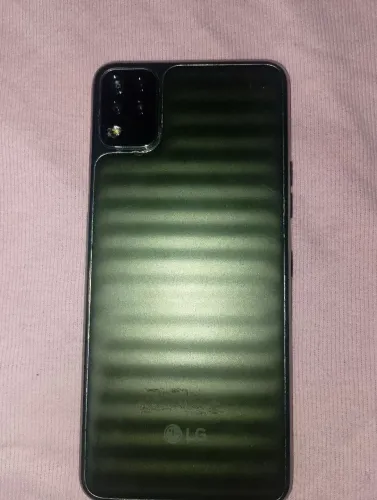 Celular LG em ótimo estado - Funcionando perfeitamente