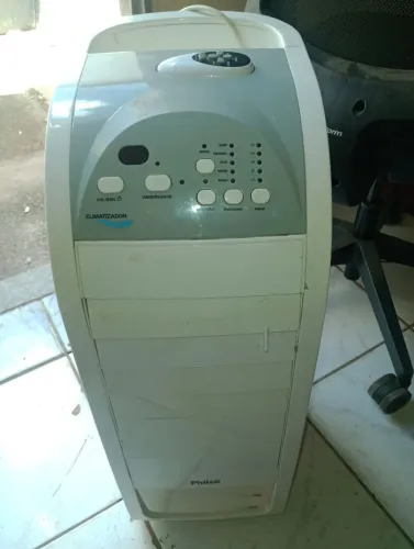 Climatizador Philco com controle remoto