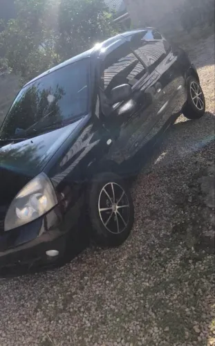 Renault Clio Campus Hi-flex 1.0 16V 3P 2009