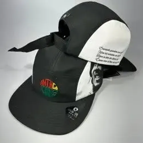 BONÉ FIVE PANEL MARLEY PRETO/BRANCO