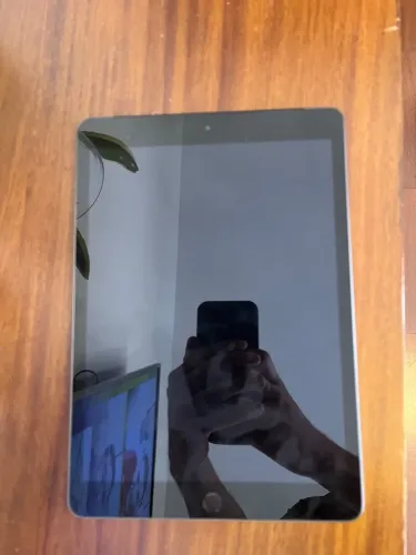 Ipad 8 Wifi + Cellular (2020) 32gb - Ótima Condição