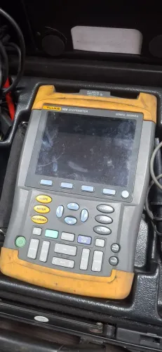 Osciloscópio Fluke