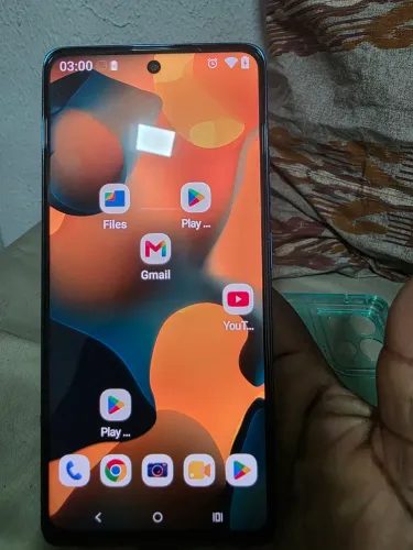Vendo um celular ? moto g75 todo bom seme novo 256gb tem nota fiscal e é meu