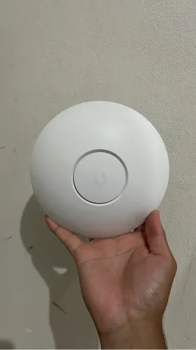 Access Point Ubiquiti Uap-ac-lr Unifi Indoor 183m, Gigabit 10/100/1000