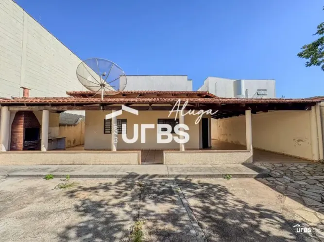 Casa, 200 m², 3 qts, 3 banh., 3 vagas, Rodoviário