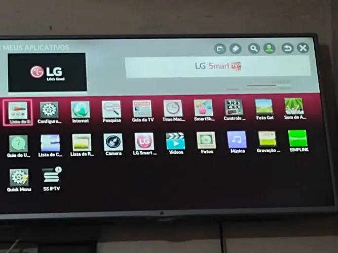 Tv Smart Lg 42 polegadas imagem perfeita sem detalhes .