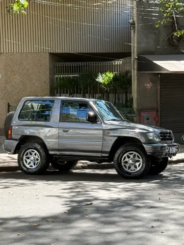Mitsubishi Pajero GLS 3.5 V6 2P Mec. 1999
