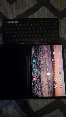 Tablet samsung S9 FE + teclado logitech bluetooth