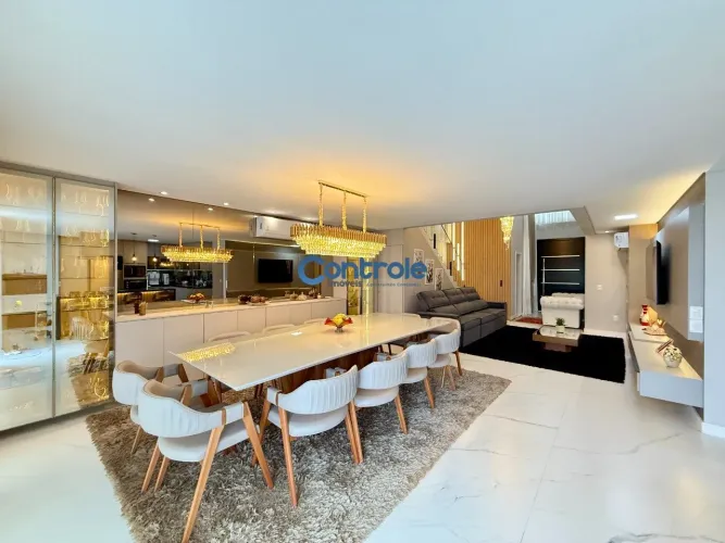 Casa Alto Padrão cond. Reserva da Pedra, Pedra Branca - 3 Suítes