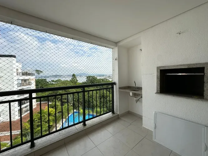 Apartamento para Locação em Florianópolis, Abraão, 3 dormitórios, 2 suítes, 3 banheiros, 2