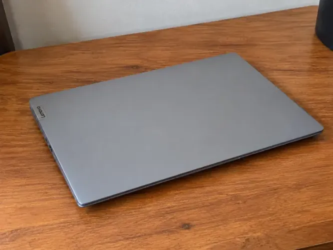Notebook Lenovo IdeaPad 1 15,6" Full HD Celeron N4500 4GB 128GB ? Estado de novo
