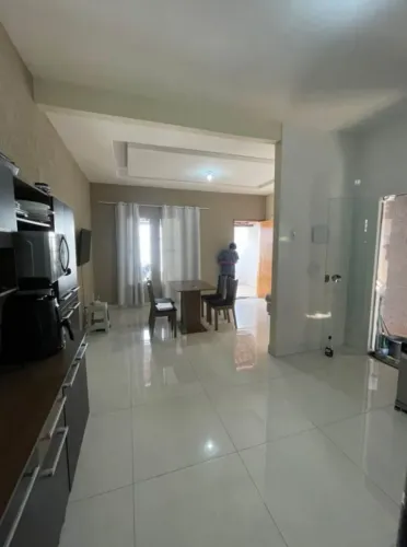 DG84- OPORTUNIDADE CASA EM ITAPUÃ