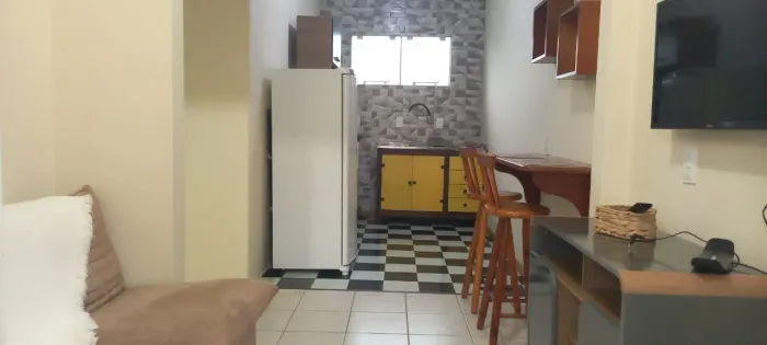 Kitnet mobiliada no Campeche - Exclusivo para Mulheres
