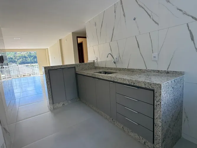 APARTAMENTO NOVO COM VARANDA EM CONSELHEIRO PAULINO NOVA FRIBURGO, RJ