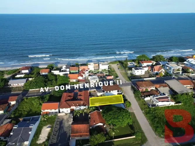 Ótimo Terreno Medindo 360,00M2 Apenas 100Mtrs da Praia Limpo Nível da Rua