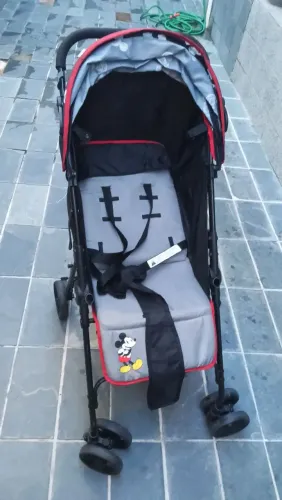 Carrinho de bebê em bom estado! 