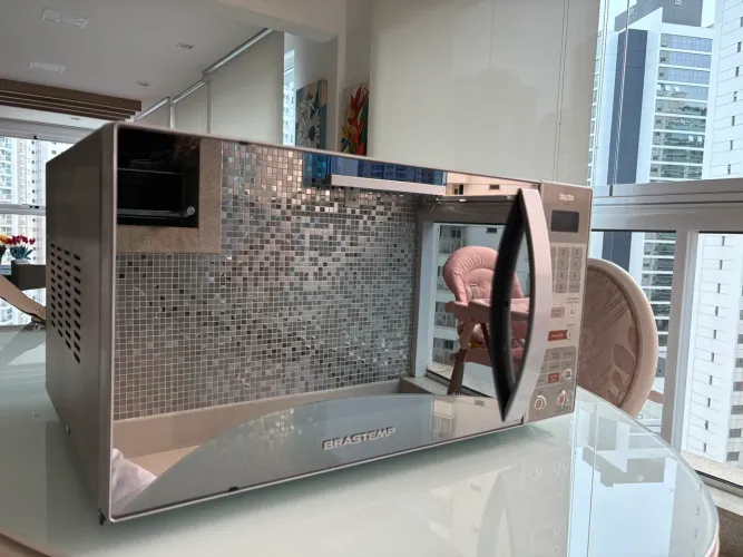 Micro-ondas Brastemp Inox Espelhado Bmx40ar (usado)