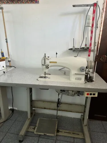 MÁQUINA RETA INDUSTRIAL SINGER