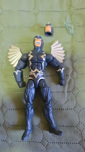 MARVEL LEGENDS RAIO NEGRO