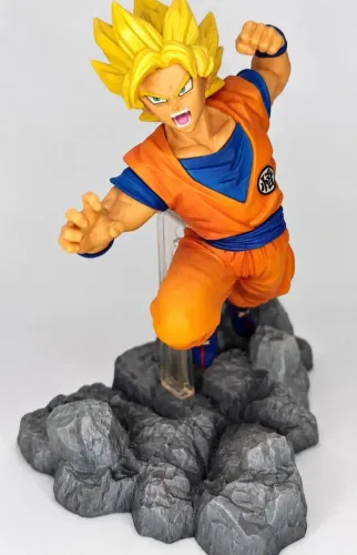 Estátua Goku Super Saiyajin Dragon Ball Z Banpresto Original 