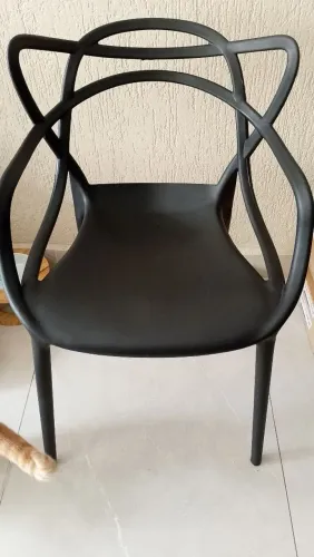 Cadeira desgn preta